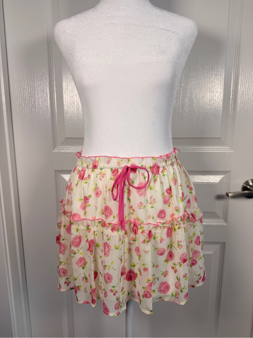 Cream Floral Tiered Skater Skirt with Pink Drawstring